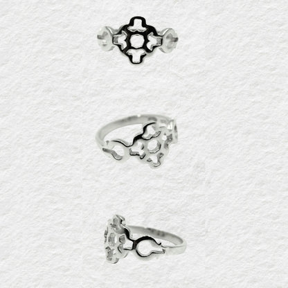 Ancient Labyrinth Key Ring (Silver)